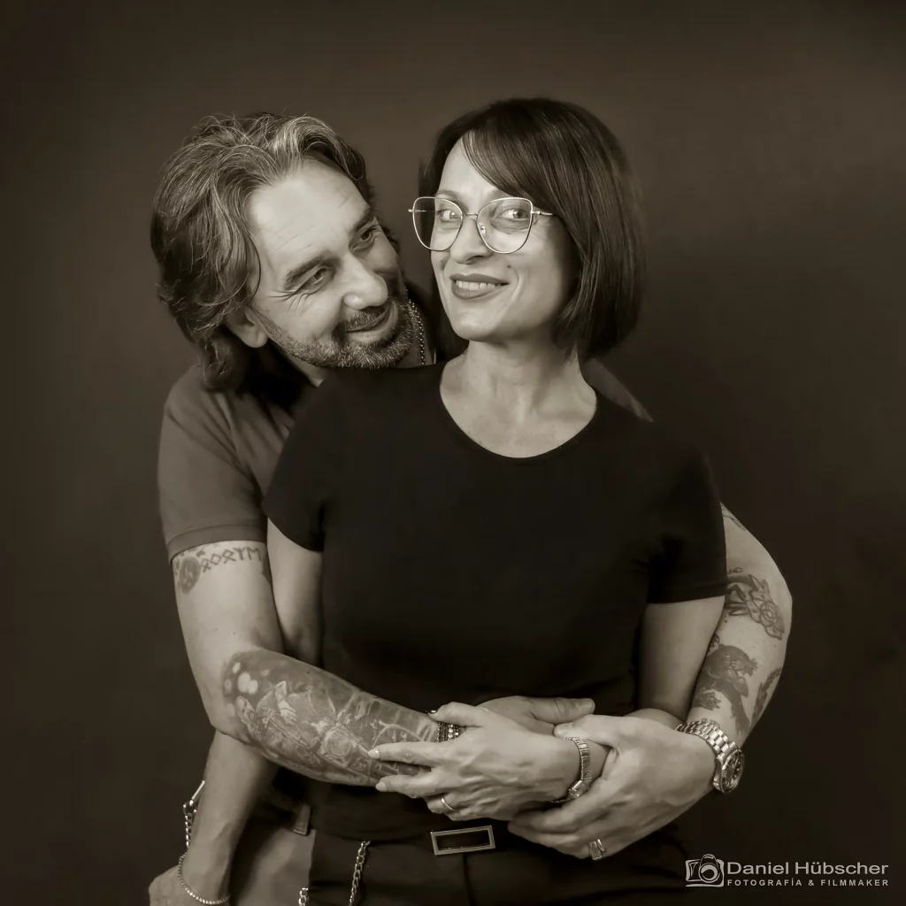 Sesion de fotos de retratos para parejas enamoradas en estudio Tenerife Daniel Hubscher