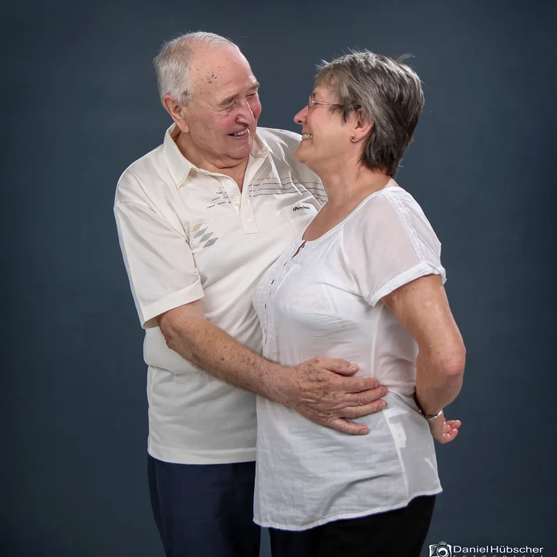 Sesiones-de-fotos-de-retratos-parejas-romanticas-en-estudio-Tenerife-Daniel-Hubscher